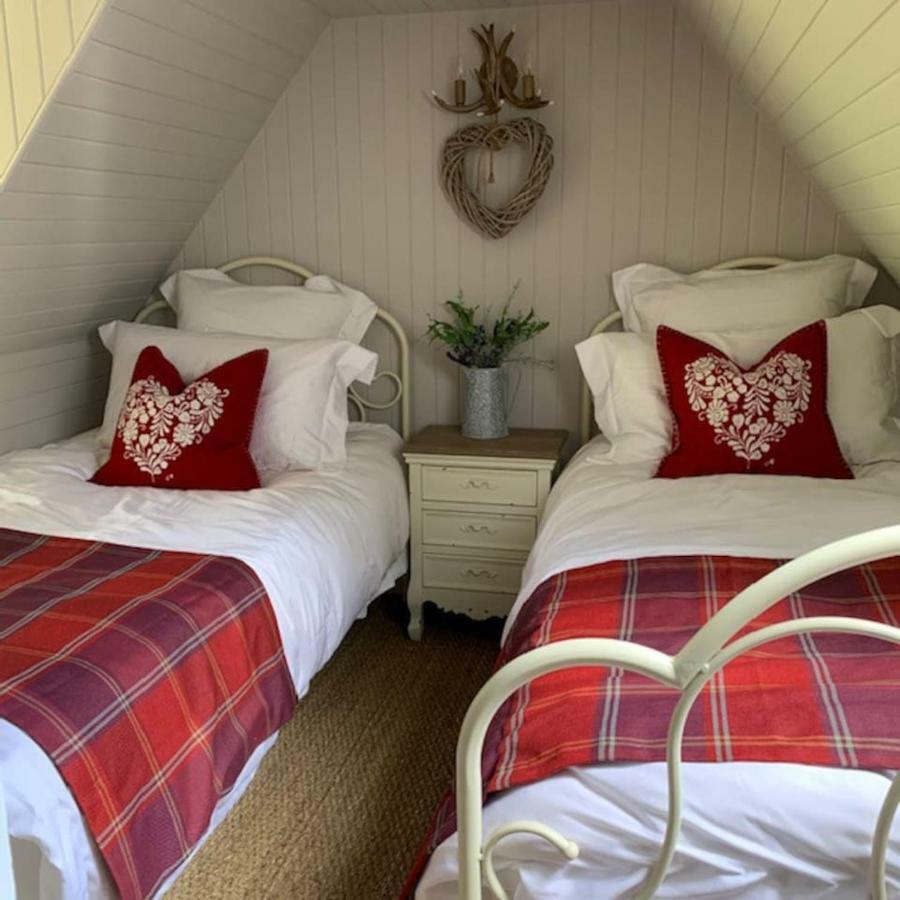 Glencroft A Fairytale Highland Cottage Aberfeldy Exterior photo