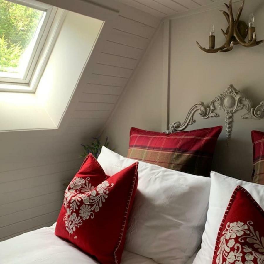 Glencroft A Fairytale Highland Cottage Aberfeldy Exterior photo